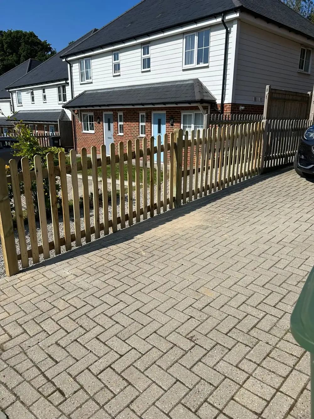 Palisade & Picket Fencing — fencing by Fencecraft in Kent